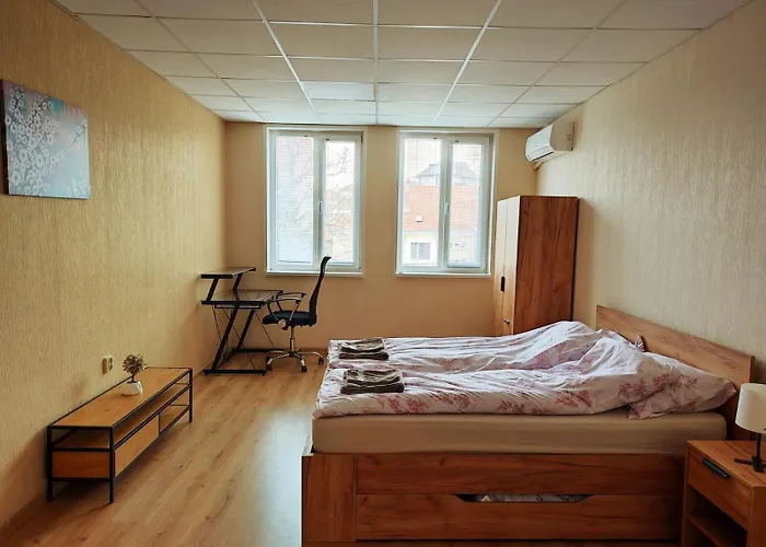 Orange Couch * Veliko Tŭrnovo